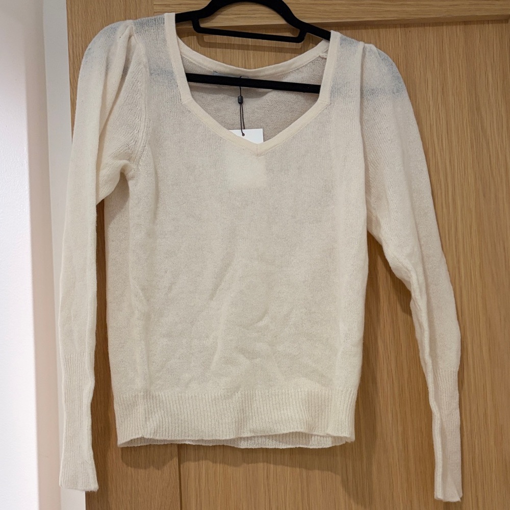 SCOTT & SCOTT LONDON Cream Sweater